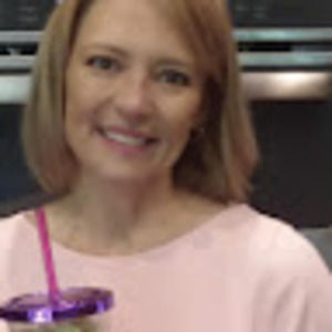 Meet your Posher, Stephenie